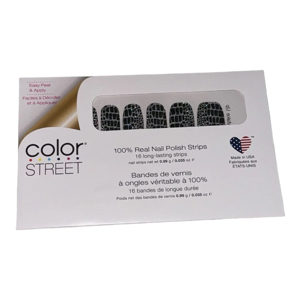 Color Street HISS AND MAKEUP Black & Silver Holographic Snakeskin Nail Strips